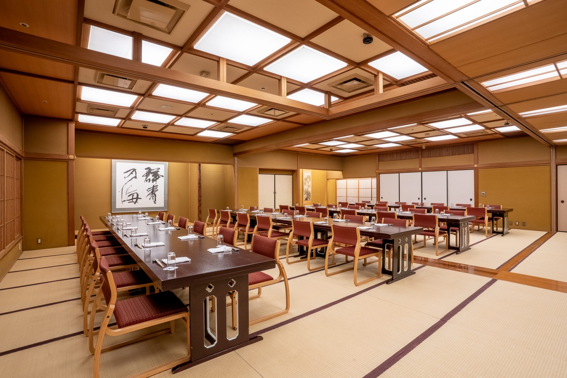 婚礼のお祝いや、会社の総会に